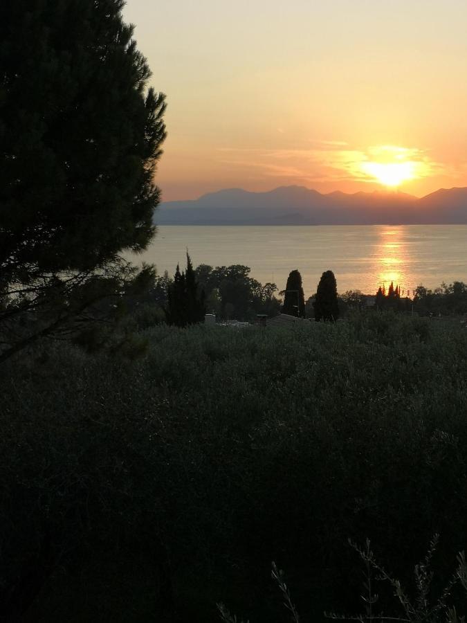 Appartamenti Bellini Bardolino Bagian luar foto